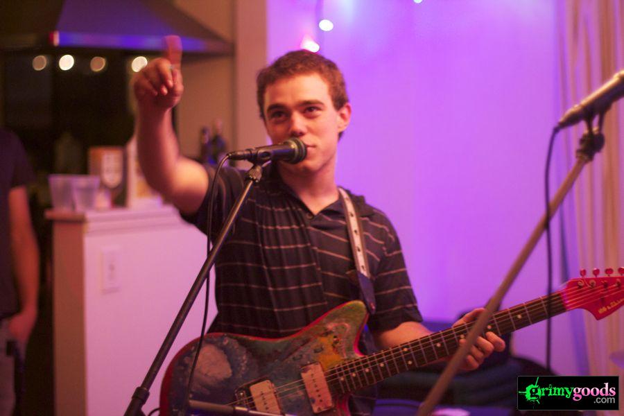 Avi Buffalo – Avi Buffalo レコード Avi Buffalo – Avi Buffalo – Vinyl (LP, Album), 2010 [r2297395